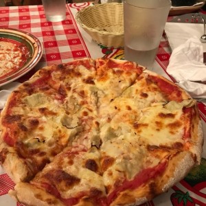 Pizza Capricciosa