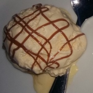 pastel de manzana con helado