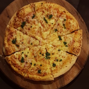 Pizza de Jamon y pepperoni 