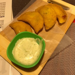 empanaditas saladas de la casa 