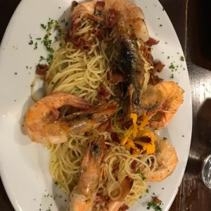 Spaghetti al Olio con Langostinos