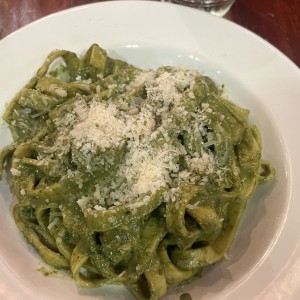 Pasta - Pesto de Albahaca