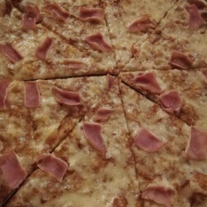 Mozzarella Jam Pizza 