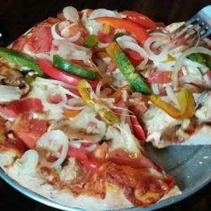 Pizza personal de vegetales