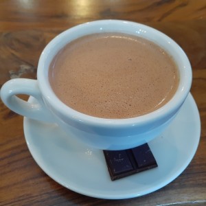  Hot Chocolate con leche de almendras 
