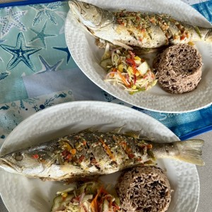 Fish stuffed with vegetables 