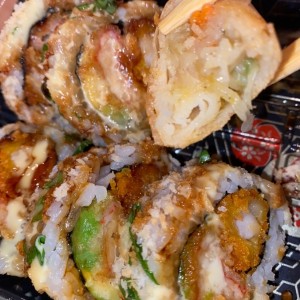 Ebi tempura roll + Rollos primavera
