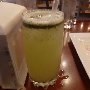 limonada con hierva buena