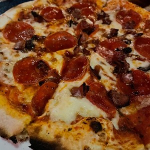 Pizza Peperonni, Tocino y Miel