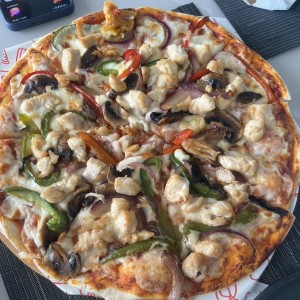 Pizza de Pollo con Vegetales