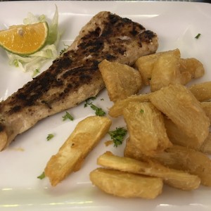 Platos Internacionales - Filete de corvina