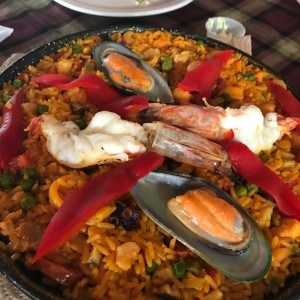 Paella mixta