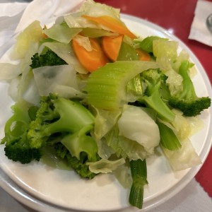 Ensalada de vegetales salteados 