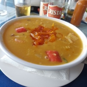 SOPA o GUACHO de (Mariscos o Camarón)