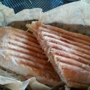 sandwich caliente de pavo