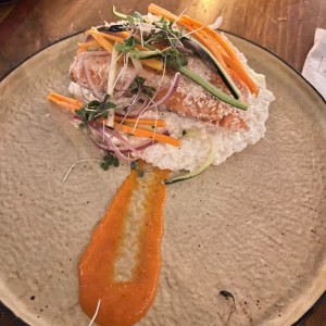 Salmon con risotto de finas hierbas