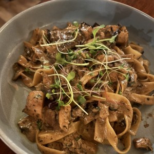 Fettuccine De Pollo Trufado