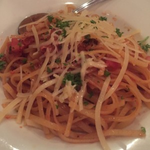 Linguini with bolognese cheese