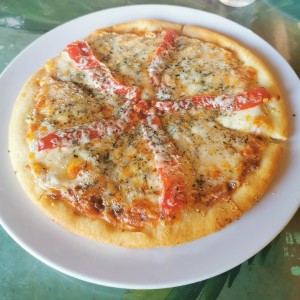 Pizza de roquefort y pimientos