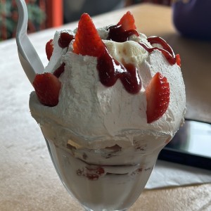 Menú - Fresas con Crema