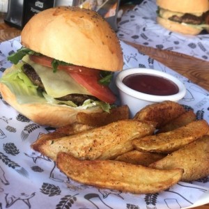 Burgers - La Buena Yerba