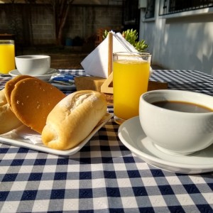 cafe y pan 