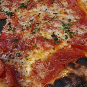 Pizzas Especiales - Pepperoni Picante