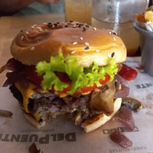 triple hamburger 