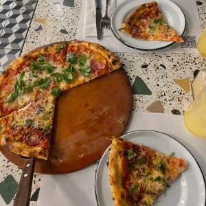 Pizza pepperoni picante/hawaii cuatro-cero