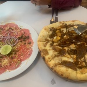 Carpaccio y pizza