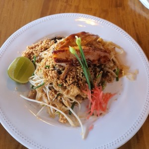 pad thai con pork  belly 