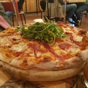Pizza Roqueta 