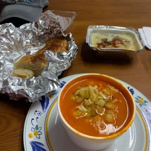 Sopa de Tomate y Parmesano
