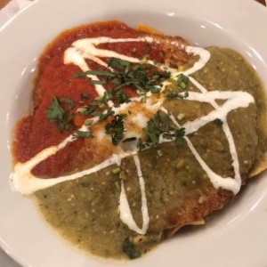 Desayunos Completos - Chilaquiles Mexicanos