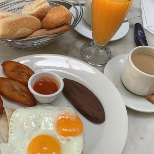 Desayunos Completos - Sincronizadas con Huevo