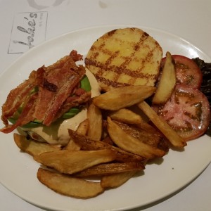 Jake's Bacon Chipotle Burger (6 Oz)
