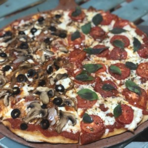pizza Margarita y vegetariana
