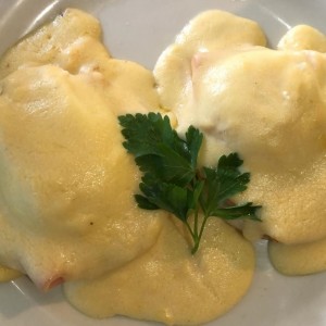 Desayunos Completos - Huevos Benedictinos