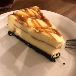 caramel cheesecake