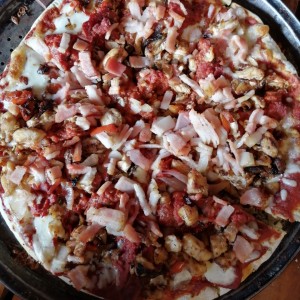 Pizzas - Tres carnes