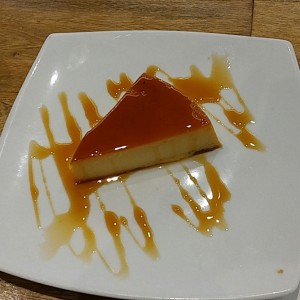 Flan de la casa