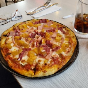 Pizza Hawaiana