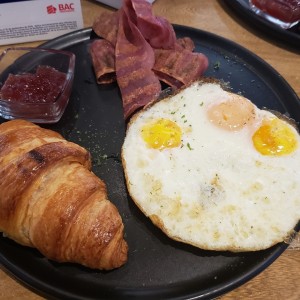 Bacon and eggs