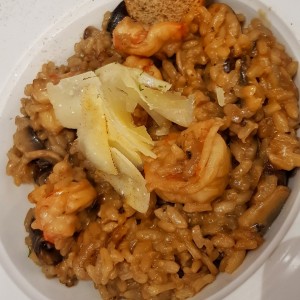 Risotto con hongos y camarones