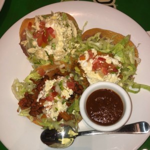 Tostadas mixtas