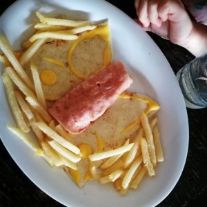 quesadilla , menu infantil