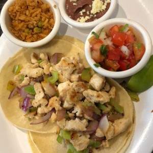 Tacos de pollo