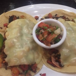 Tacos Villa y Zapata
