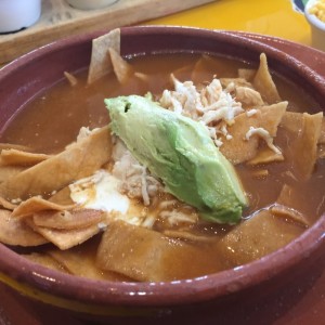 sopa azteca