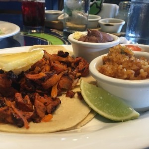 tacos al pastor